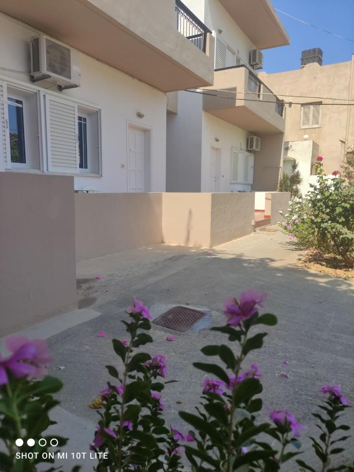 Yannis Apartments Amoudara  Luaran gambar